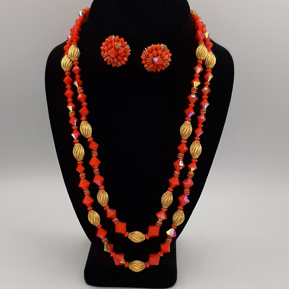 Gorgeous Vintage Vivid Orange Gold Tone Necklace & Clip On Earring Set